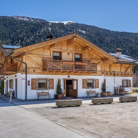 Chalet Camping Fae 1 Madonna di Campiglio Exterior photo